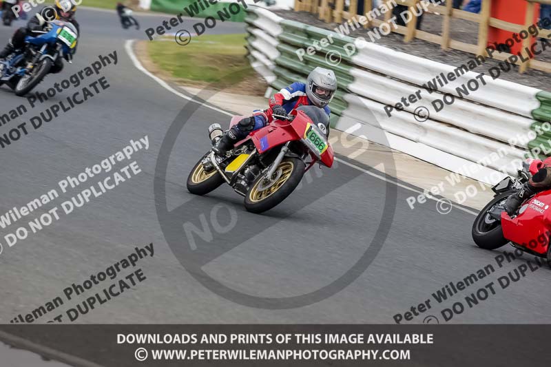 Vintage motorcycle club;eventdigitalimages;mallory park;mallory park trackday photographs;no limits trackdays;peter wileman photography;trackday digital images;trackday photos;vmcc festival 1000 bikes photographs
